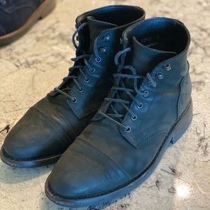 Matte Black Thursday Captain boots